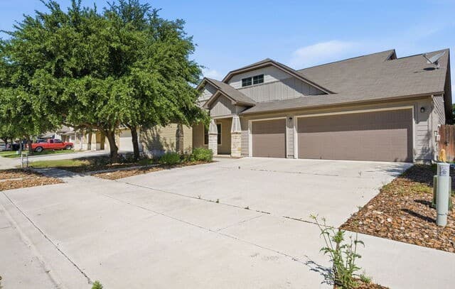 rental at 821 Wall St in New Braunfels TX