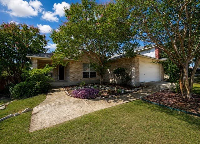 rental at 7306 Kingsland in San Antonio TX