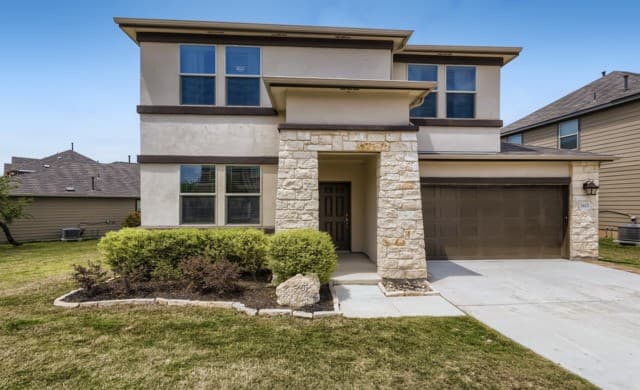 rental at 5607 Burr Blf in San Antonio TX
