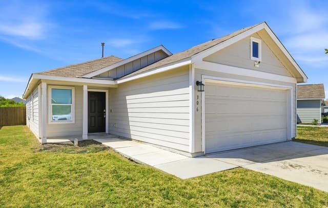 rental at 306 Ambush Rdg in San Antonio TX