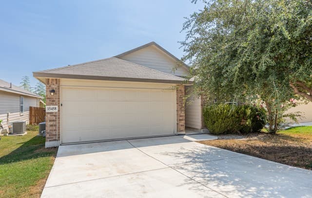 rental at 15458 Bobwhite Quail in San Antonio TX