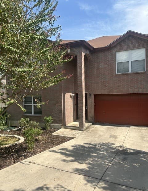 rental at 14606 Mountainside in San Antonio TX