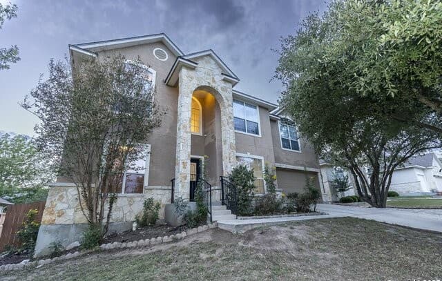 rental at 8427 Magdalena Run in Helotes TX