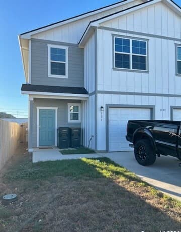 rental at 13303 Stadium Cv Unit 101 in San Antonio TX