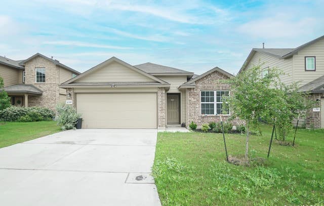 rental at 6310 Kendall Cove in Converse TX