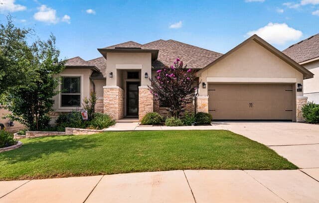 rental at 9012 Raven Pointe in San Antonio TX