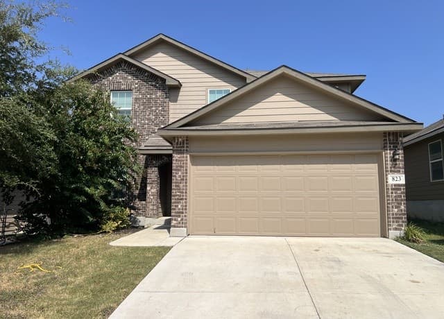 rental at 823 Brown Thrasher in San Antonio TX