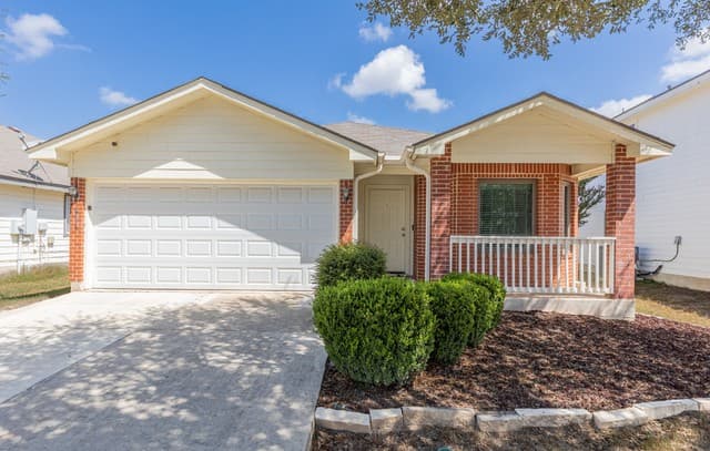 rental at 8415 Favero Cv in Converse TX