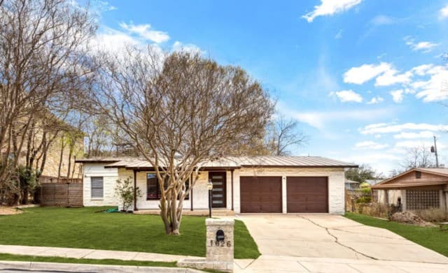 rental at 1626 W Terra Alta Dr in San Antonio TX