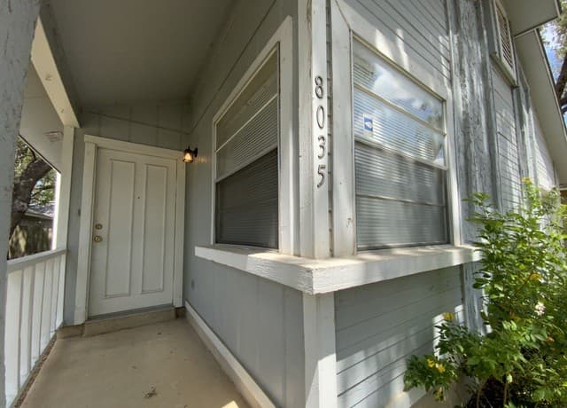 rental at 8035 Misty Breeze in San Antonio TX