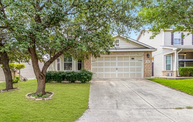 rental at 3515 Krie Highlands in San Antonio TX