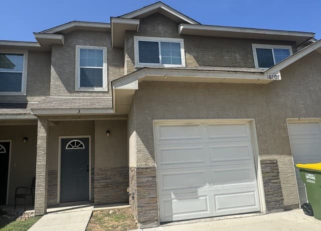 rental at 16807 Dancing Ava Unit 3 in Selma TX