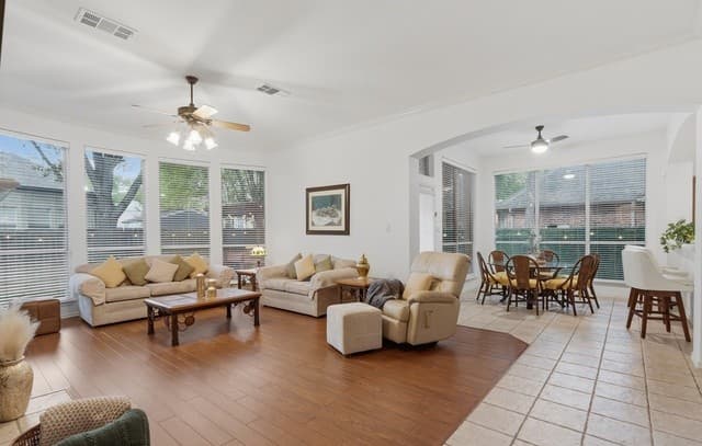 rental at 487 Covered Bridge in Schertz TX