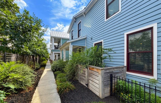 rental at 311 E Evergreen Unit 18 in San Antonio TX