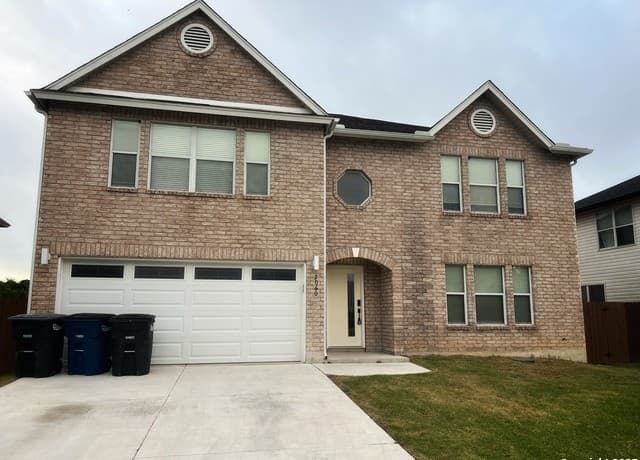rental at 2060 Club Crossing in New Braunfels TX