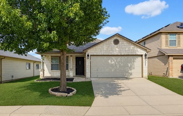 rental at 8447 Silver Willow in San Antonio TX