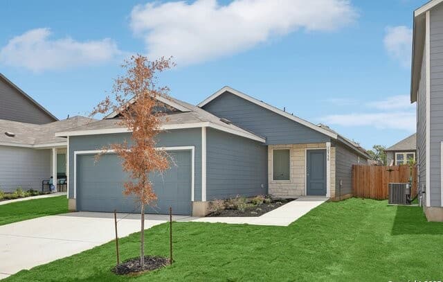 3-bedroom rental at 10750 Twyla Rd in San Antonio TX