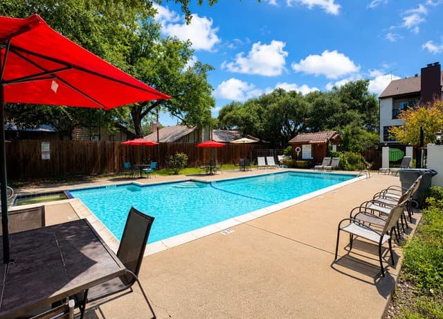 1-bedroom rental at 10527 Perrin Beitel Rd Unit C102 in San Antonio TX