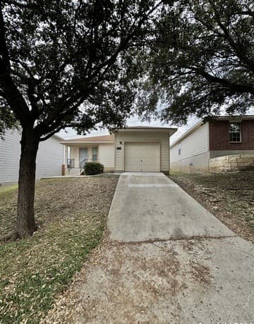 2-bedroom rental at 5706 Red Cyn in San Antonio TX