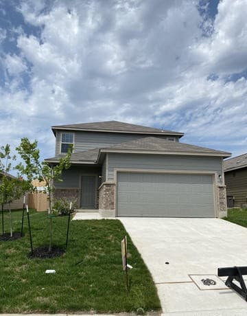 4-bedroom rental at 7331 Barlow Grove in San Antonio TX