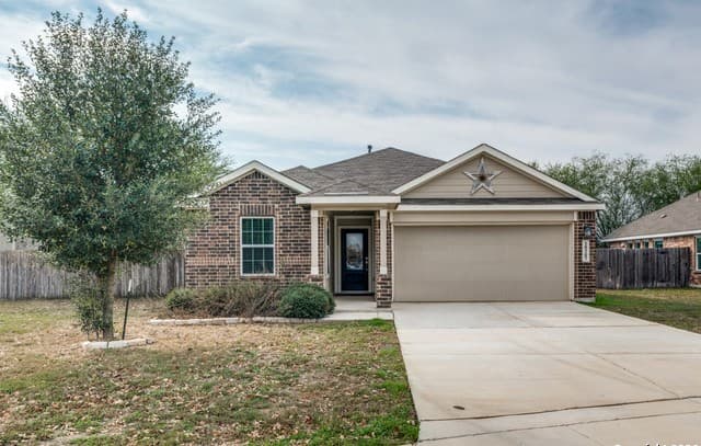 3-bedroom rental at 10307 Owl Woods in Schertz TX