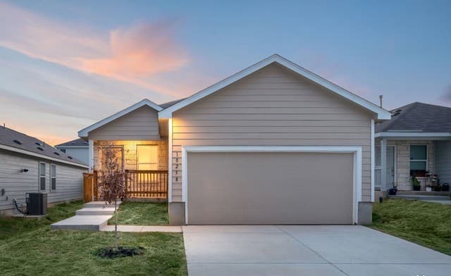 4-bedroom rental at 10258 Asta Trl in San Antonio TX