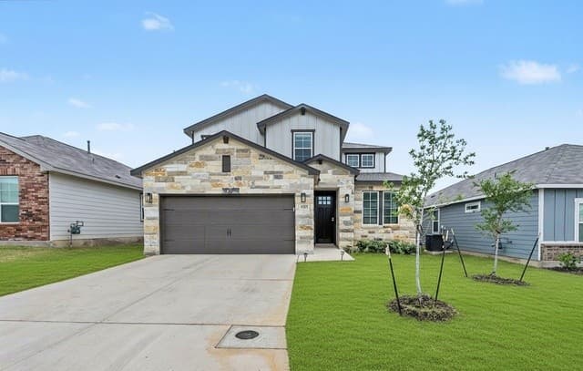 5-bedroom rental at 16515 Rosemary Rdg in Elmendorf TX