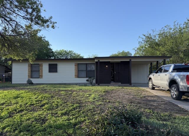 3-bedroom rental at 126 Allenhurst St in San Antonio TX