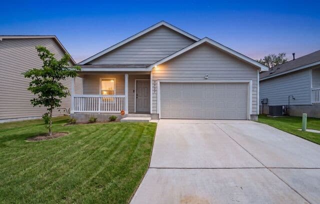 3-bedroom rental at 5927 Mohave Valley in San Antonio TX