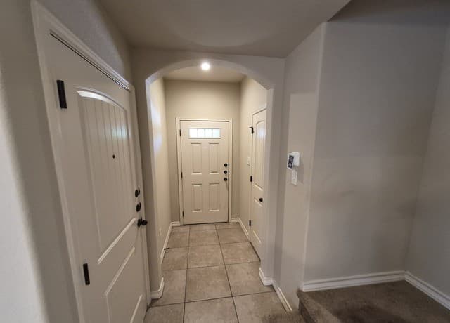 3-bedroom rental at 7014 Lakeview Dr. Unit 102 in San Antonio TX