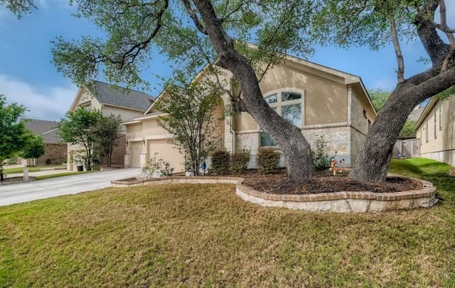 4-bedroom rental at 11338 Ivy Cadence in San Antonio TX