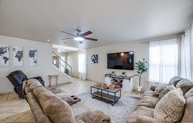 3-bedroom rental at 10626 Cat Mtn in San Antonio TX