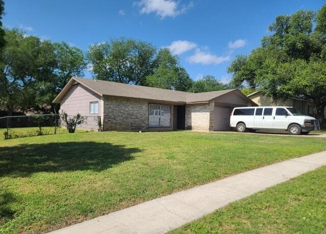 3-bedroom rental at 9418 Quicksilver Dr in San Antonio TX