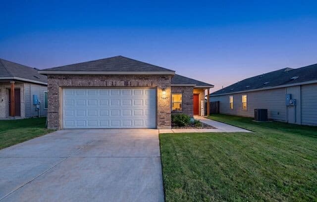 3-bedroom rental at 7663 Stud Dr. in Elmendorf TX