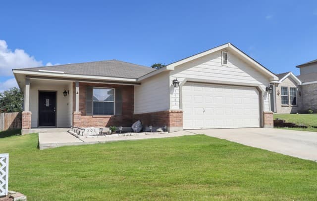 3-bedroom rental at 3503 Longhorn Crk in San Antonio TX