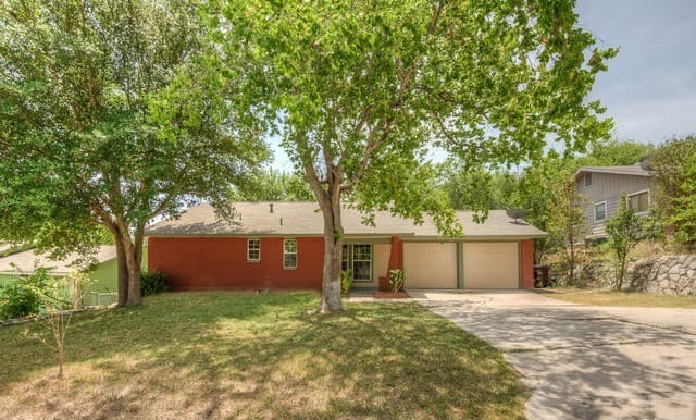 3-bedroom rental at 8818 Slumber Ln in Converse TX