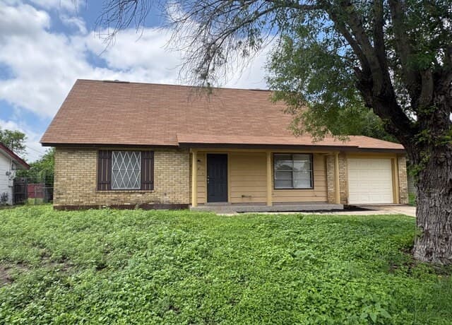 3-bedroom rental at 6286 Apple Valley Drive in San Antonio TX