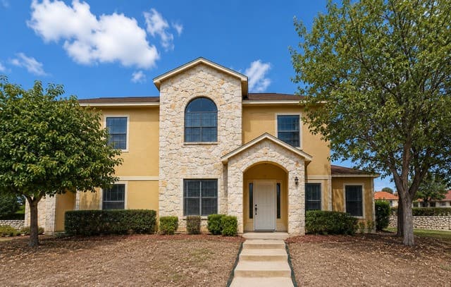3-bedroom rental at 6160 Eckhert Unit 804 in San Antonio TX