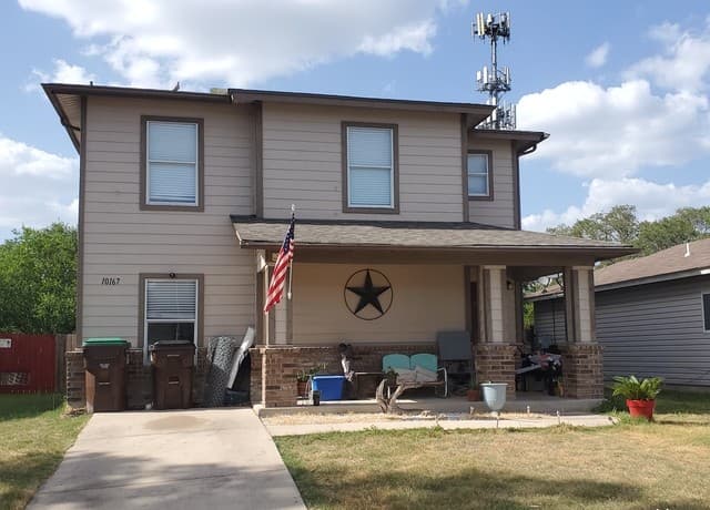 3-bedroom rental at 10167 Sundrop Pass in San Antonio TX