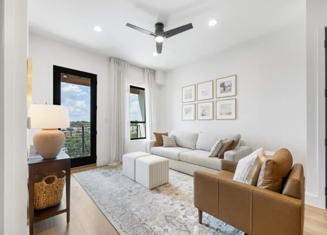 2-bedroom rental at 10899 S Hausman Road Unit 401 in San Antonio TX