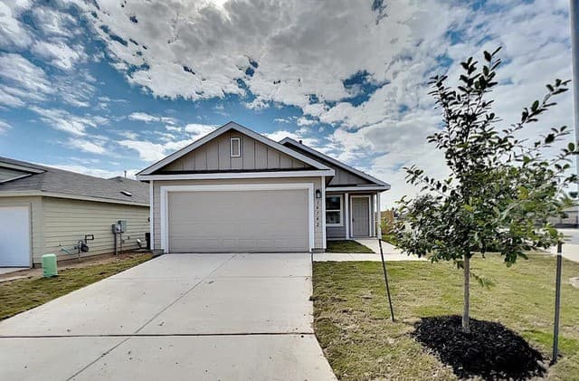 4-bedroom rental at 14742 Saw Ml in San Antonio TX