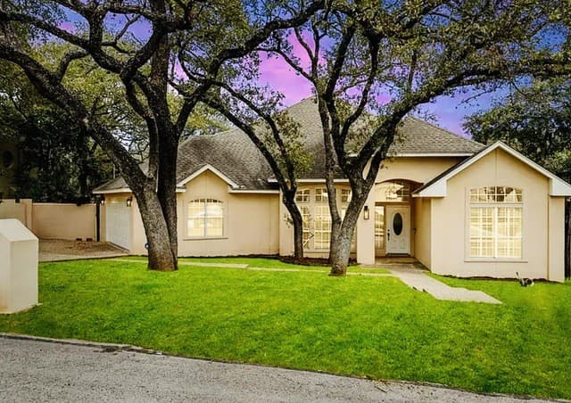 3-bedroom rental at 17310 Mount Everest in San Antonio TX