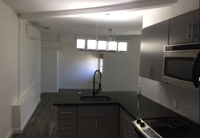 0-bedroom rental at 100 Dinn Dr Unit 6 in San Antonio TX