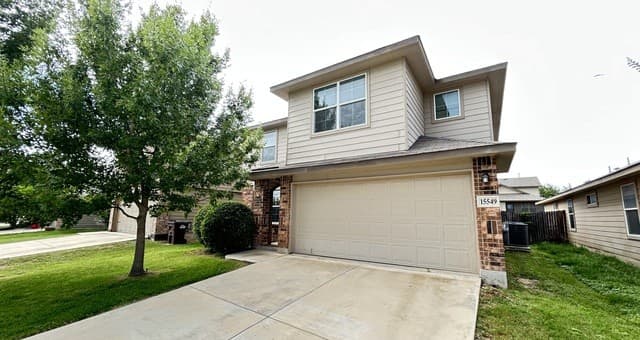 5-bedroom rental at 15549 Gray Catbird in San Antonio TX