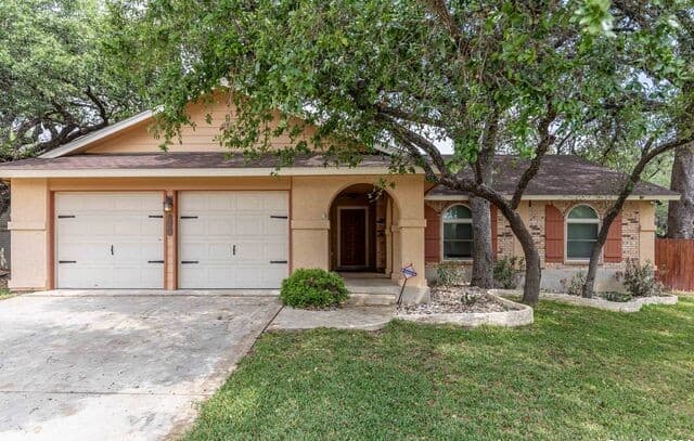 3-bedroom rental at 2331 Bluffridge St in San Antonio TX