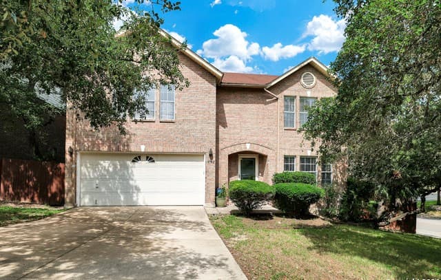 3-bedroom rental at 8502 Cottage Park in San Antonio TX