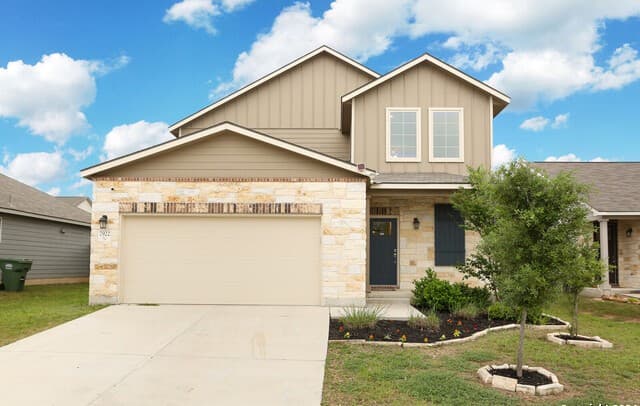 4-bedroom rental at 7922 Bearcat Fld in San Antonio TX