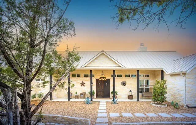 3-bedroom rental at 1023 Mystic Breeze in Spring Branch TX