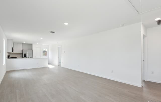 3-bedroom rental at 7402 Brownleaf Dr in San Antonio TX