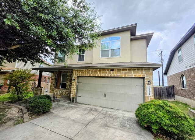 3-bedroom rental at 12151 Sugarberry Way in San Antonio TX